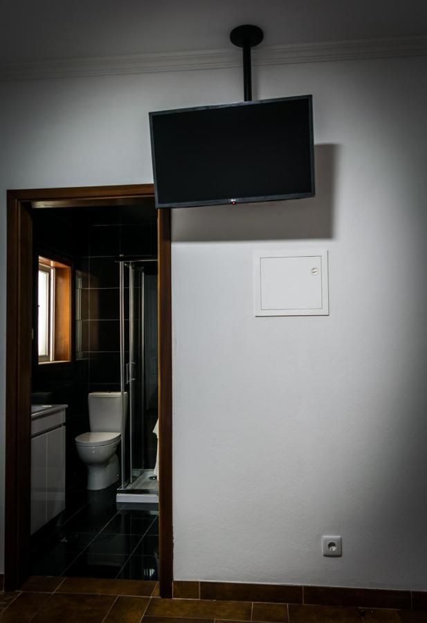 Hostel Encostas Do Douro Марку-ди-Канавезиш Экстерьер фото